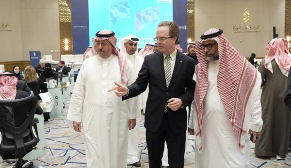 The Chairman of the Madinah Chamber of Commerce and Industry, Mazen Rajab, and Canadian Ambassador to Saudi Arabia, Jean-Philippe Linteau, tour the chamber and engage with business delegates.