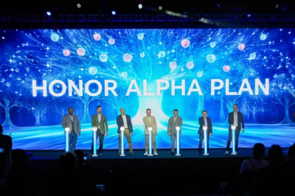 HONOR unveils New Corporate Strategy to Transition to an AI Device Ecosystem Company