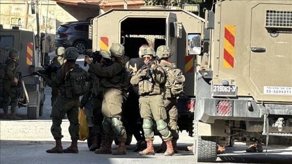 Israeli army arrests 16 Palestinians in fresh West Bank raids