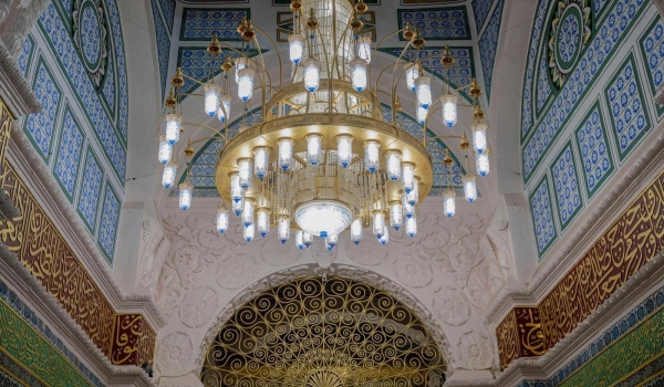 30 types of lighting illuminate the Prophet’s Mosque