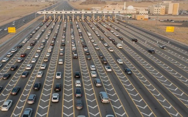 The Transport General Authority warned that the penalties also include confiscating any means of land transport used to carry individuals with visit visas to Makkah or the holy sites, following a ruling by the relevant court.