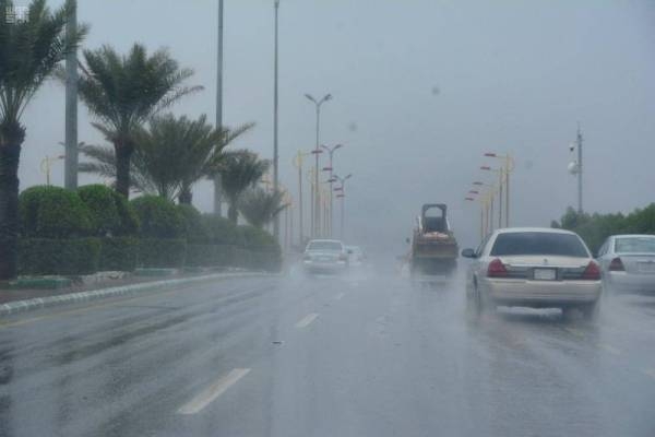 The Civil Defense cautioned the public, urging them to avoid flood-prone areas such as valleys, and refrain from swimming.