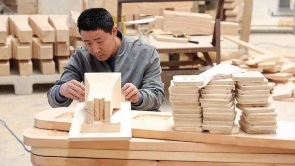 Markets rise as US and China agree to slash tariffs