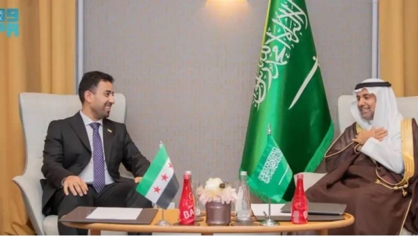 Al-Jalajel discusses challenges in Syrias health sector with Syrian counterpart