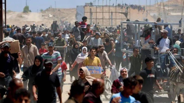 Palestinians desperate for food have massed at distribution centres run by the Gaza Humanitarian Foundation since the blockade was eased