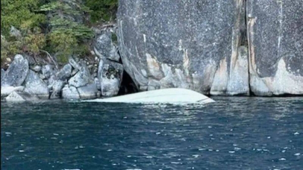 Six dead and two missing after boat flips in Lake Tahoe