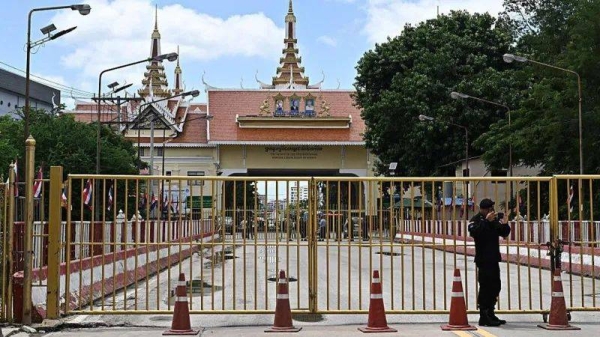 Thailand bans tourists from going to Cambodia as border dispute persists