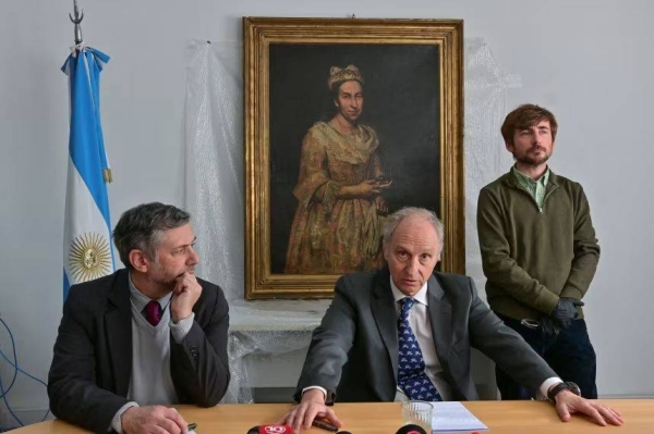Federal Attorney General Daniel Adler, Assistant Prosecutor Carlos Martinez and curator Ariel Bassano announce the recovery of a painting by Italian artist Giuseppe Ghislandi, allegedly stolen by the Nazis during World War II