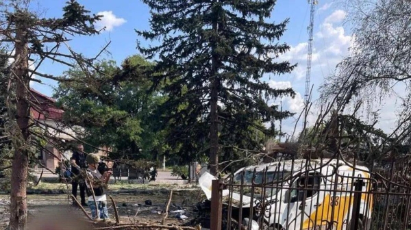 Donetsk's regional leader posted an image from the scene where the postal service vehicle was hit