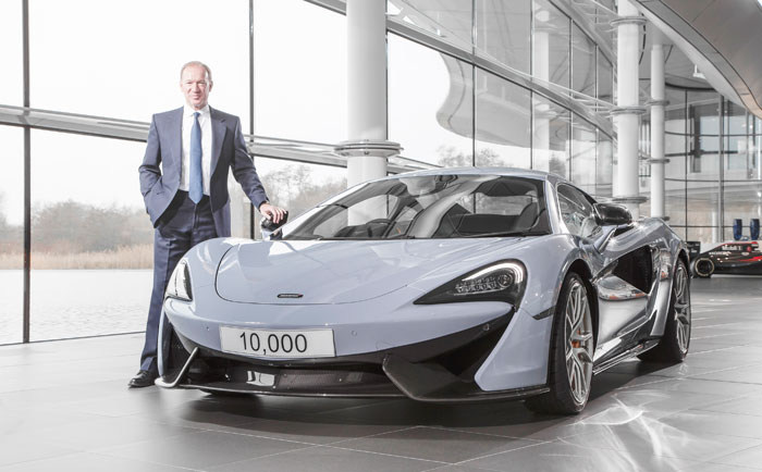 2016 saw the introduction of racing and track day derivatives of the Sports Series.