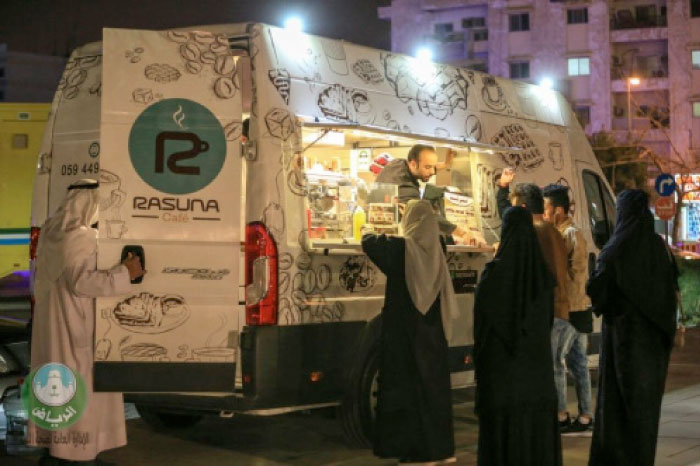 One of the food trucks at King Fahd National Library Park in Al-Alya District of Riyadh.