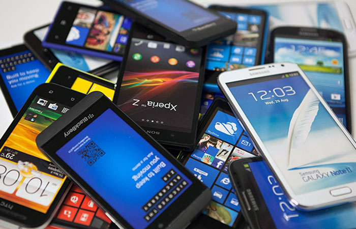 How to Dispose Old Mobile phones to avoid data theft