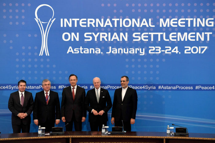 From L: Turkish Foreign Ministry Deputy Undersecretary Sedat Onal, Russia›s special envoy on Syria Alexander Lavrentiev, Kazakh Foreign Minister Kairat Abdrakhmanov, UN Syria envoy Staffan de Mistura and Iran›s Deputy Foreign Minister Hossein Jaber Ansari pose after the announcement of a final statement following Syria peace talks in Astana on Tuesday. — AFP
