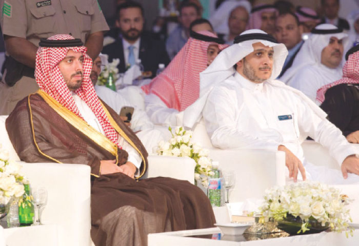 Nahdi’s CEO Eng. Yasser Joharji with Prince Saud Bin Abdullah Bin Mansour Bin Jalawi Al Saud, deputy governor of Makkah Region for Security Affairs