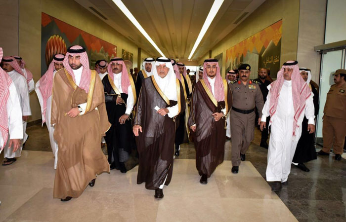 Makkah Emir launches multibillion riyal projects in Rabigh