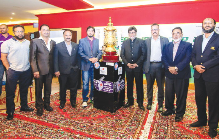 Guests and officials pose after unveiling the glittering Dream India Cup