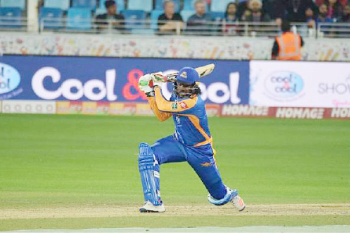 Chris Gayle’s quickfire knock takess Karachi Kings to win.