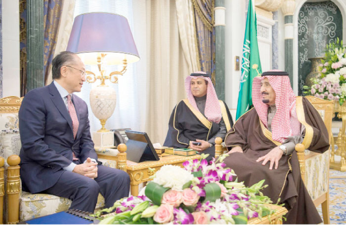 Custodian of the Two Holy Mosques King Salman received at Al-Yamama Palace in Riyadh on Tuesday President of World Bank Group Dr. Jim Yong Kim and his accompanying delegation. — SPA