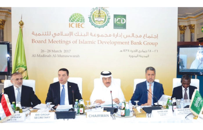 IDB Group President Dr. Bandar Hajjar presides over the meeting of the bank›s Board of Executive Directors