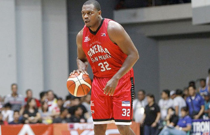 Justin Brownlee is back with the Barangay Ginebra Kings in the 2017 PBA Commissioner’s Cup.