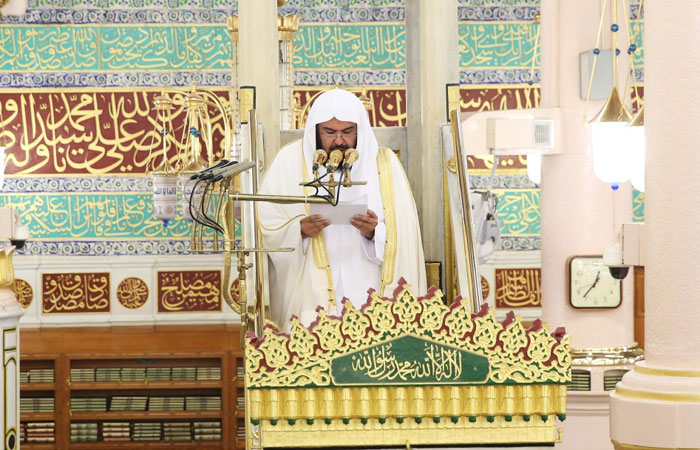 Sheikh Abdurahman Al-Sudais, head of the Presidency for the Affairs of the Two Holy Mosques, delivers Friday sermon at the Prophet’s Mosque in Madinah. -SPA