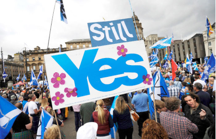 Pro-independence supporters as they hold a rally in George Square in Glasgow, Scotland, in this Sept. 19, 2015 file photo. — AFP