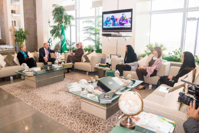 Prince Alwaleed receives German ambassador