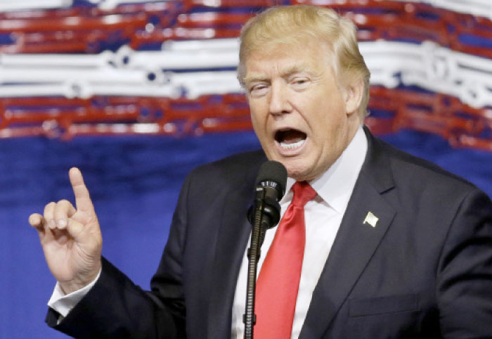 US President Donald Trump speaks at Snap-On Tools in Kenosha, Wisconsin, in this April 18, 2017 file photo. — AP