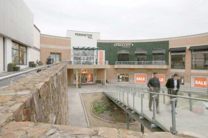 The mall where the incident took place. — Photo courtesy: Atlanta Journal-Constitution