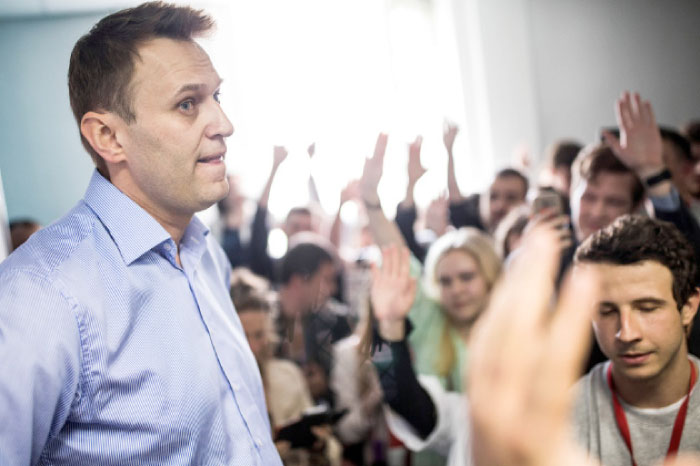 Russian leading opposition figure Alexei Navalny meets with his supporters as part of his presidential election campaign rally in Tula, Russia on May 27, 2017. - Reuters