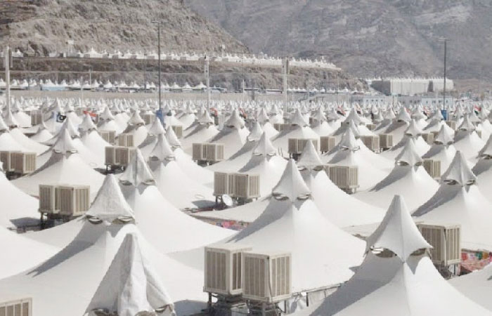 The floors of most of the tents in Mina have been covered with ceramic tiles under a three-year project which began two years ago. — File photo