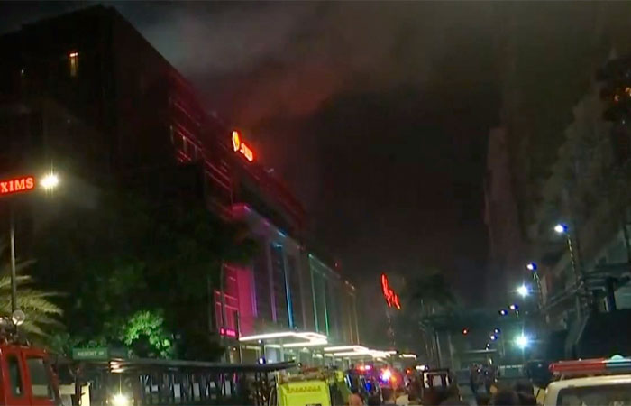Witnesses: Gunshots and explosions at Philippine mall